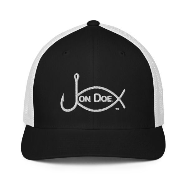 Closed-back trucker cap - Image 4