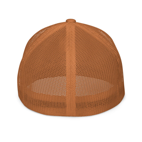 Closed-back trucker cap - Image 17