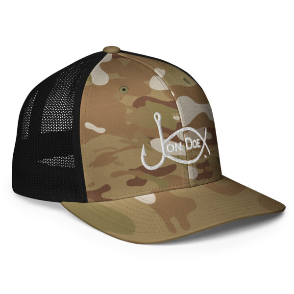 Closed-back trucker cap - Image 21